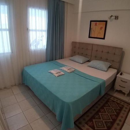 Beyaz Apart Pansiyon Çeşme المظهر الخارجي الصورة