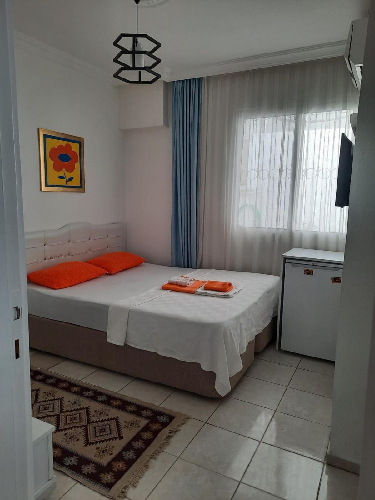 Beyaz Apart Pansiyon Çeşme المظهر الخارجي الصورة