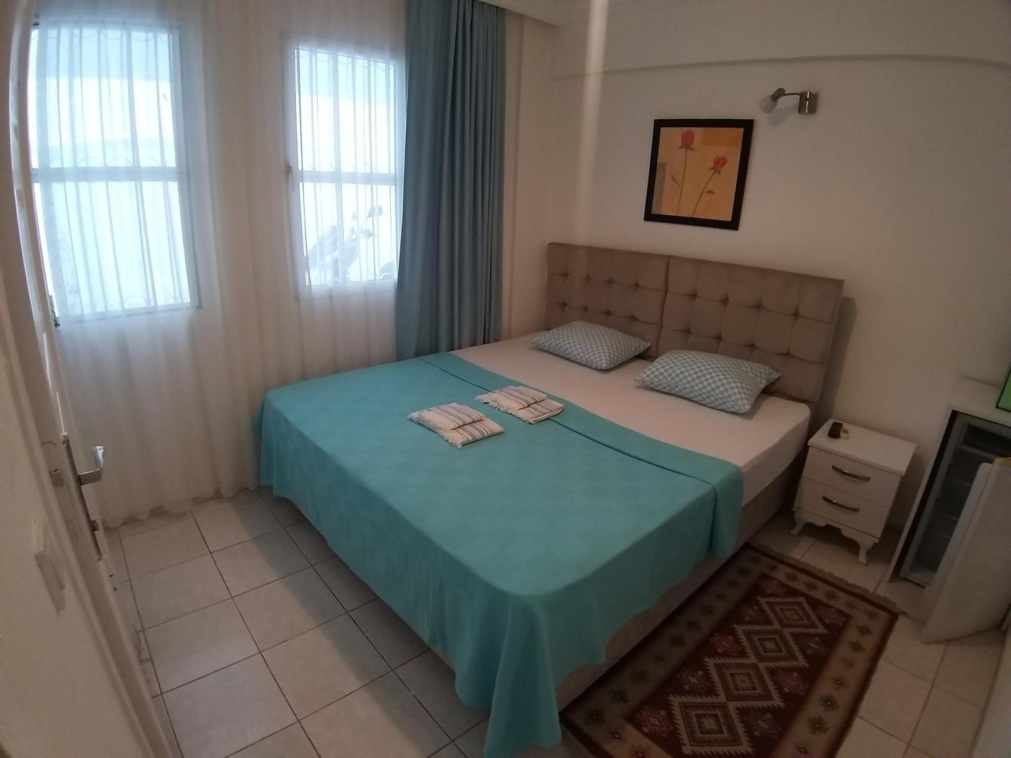 Beyaz Apart Pansiyon Çeşme المظهر الخارجي الصورة