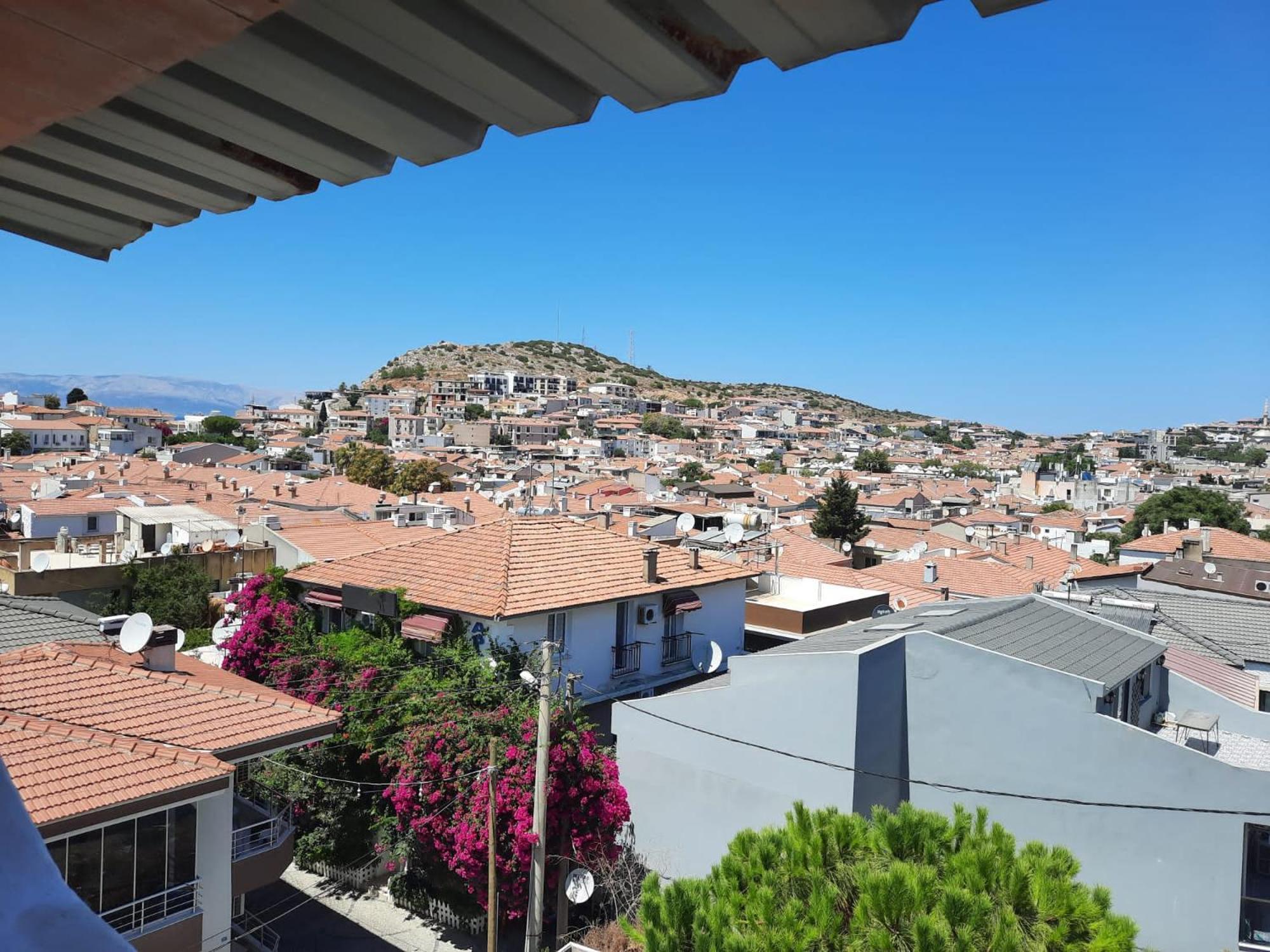 Beyaz Apart Pansiyon Çeşme المظهر الخارجي الصورة