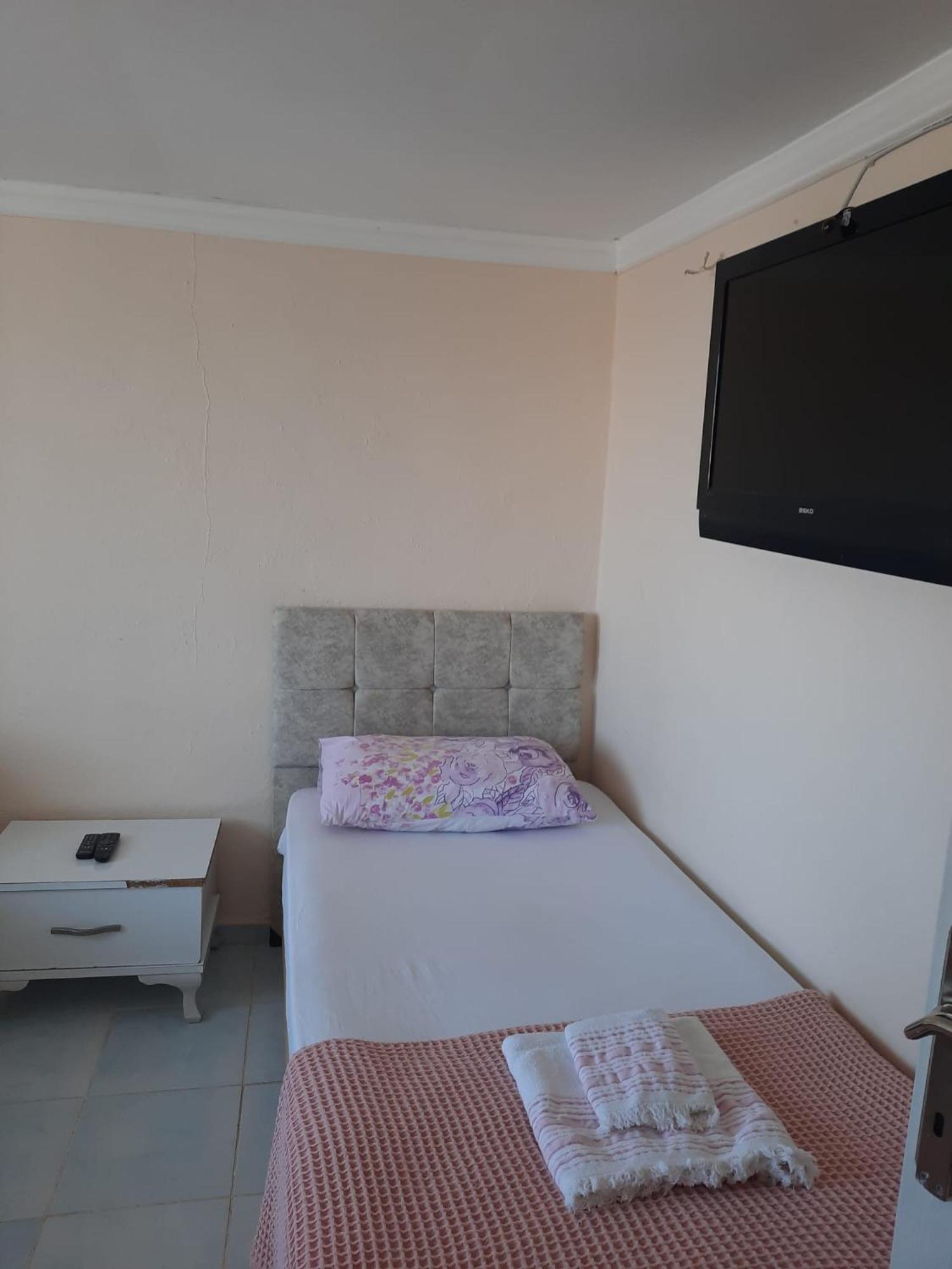 Beyaz Apart Pansiyon Çeşme المظهر الخارجي الصورة